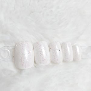 White glitter Press-on Nails